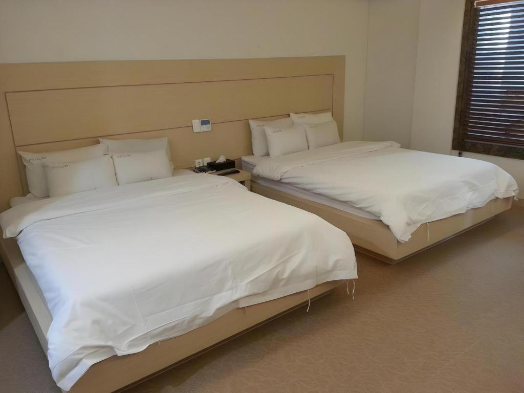 Hotel W Shinเมืองเชจู ภายนอก รูปภาพ