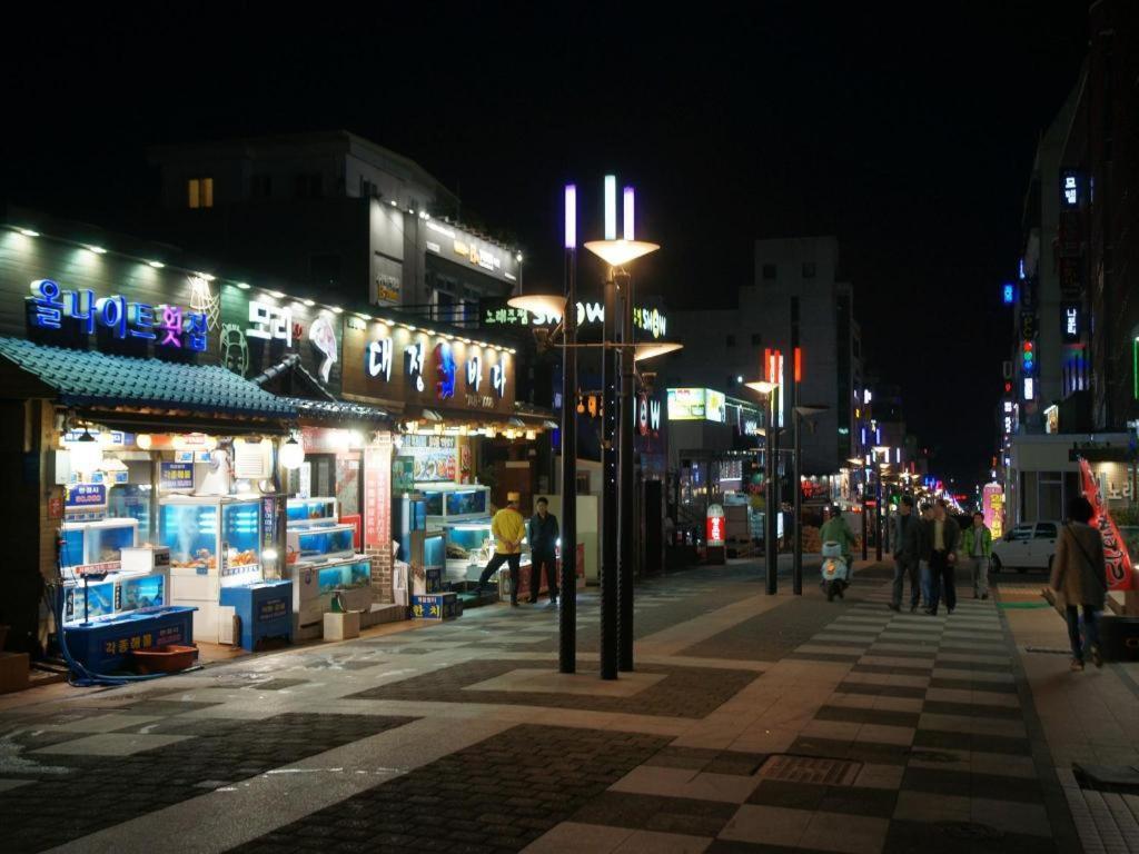 Hotel W Shinเมืองเชจู ภายนอก รูปภาพ