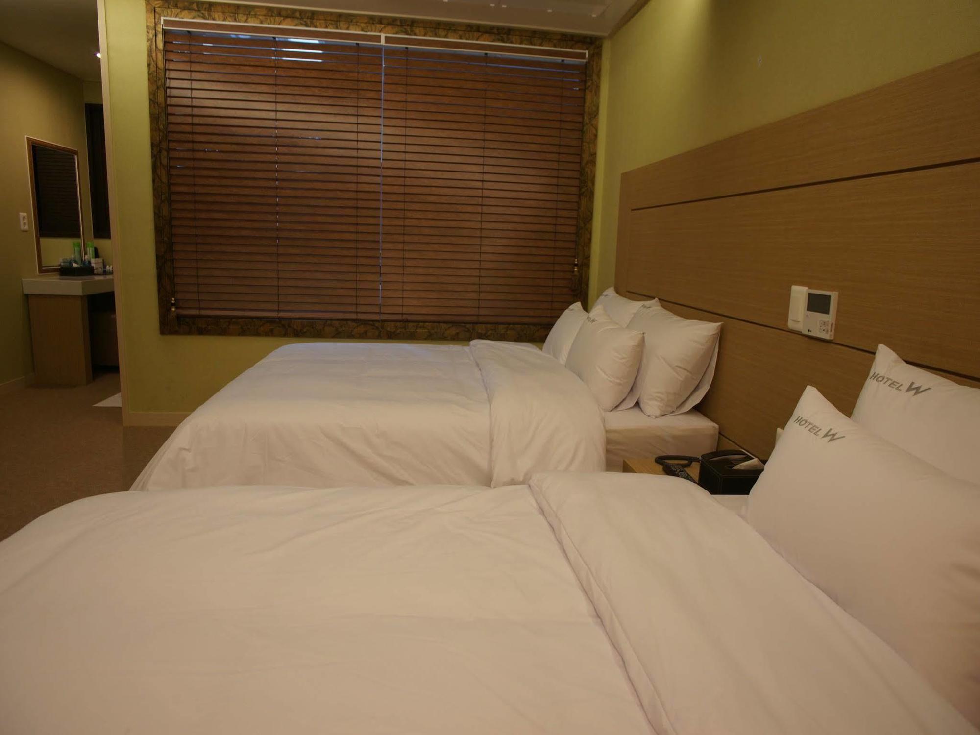 Hotel W Shinเมืองเชจู ภายนอก รูปภาพ